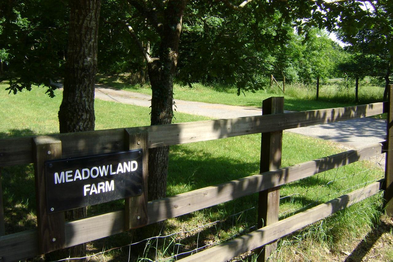 Meadowland Farm Dolton Exterior foto